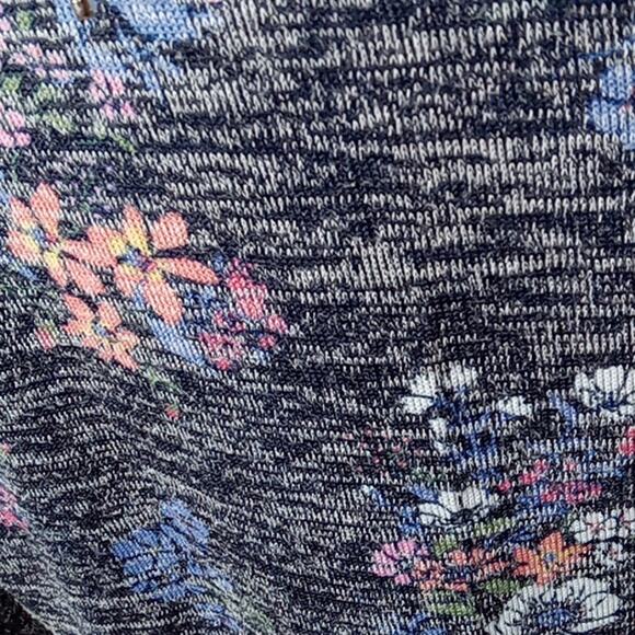 Wallflower women's size Medium floral hoodie sweater. Boho Cottagecore - Picture 3 of 7